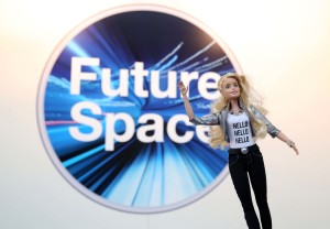 Internet World Messe 2016_Future Space Hello Barbie_Copyright Marion Vogel